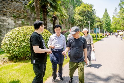 C:\Users\Administrator\Desktop\20240428简讯\7-工会-健步走活动\图片\图片4.jpg C:\Users\Administrator\Desktop\20240428简讯\7-工会-健步走活动\图片\图片4.jpg