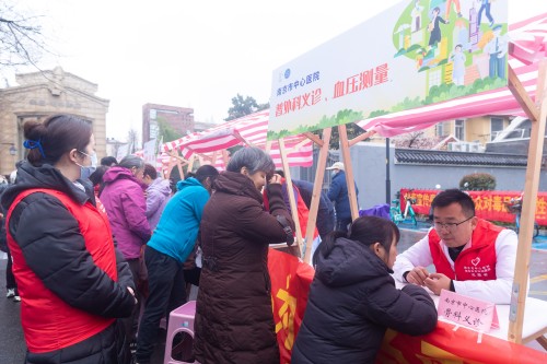 C:\Users\Administrator\Desktop\图片\“医声问候”常相伴2.jpg C:\Users\Administrator\Desktop\图片\“医声问候”常相伴2.jpg