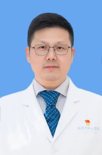 C:\Users\Administrator\Desktop\01 万小勇.jpg C:\Users\Administrator\Desktop\01 万小勇.jpg