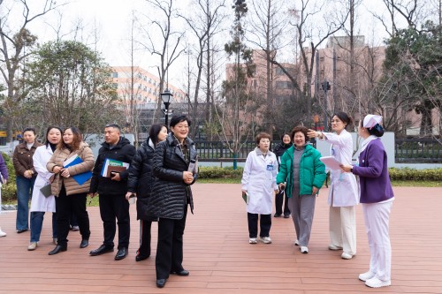 C:\Users\Administrator\Desktop\微信推送2026年第7期（总第429期）\02 行风办公室-南京市中心医院召开院外行风监督员座谈会\图片\22.jpg